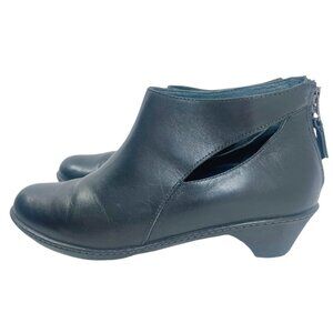Dansko Bonita Black Leather Booties Ankle Boots Cutout Women's Size 7.5 US